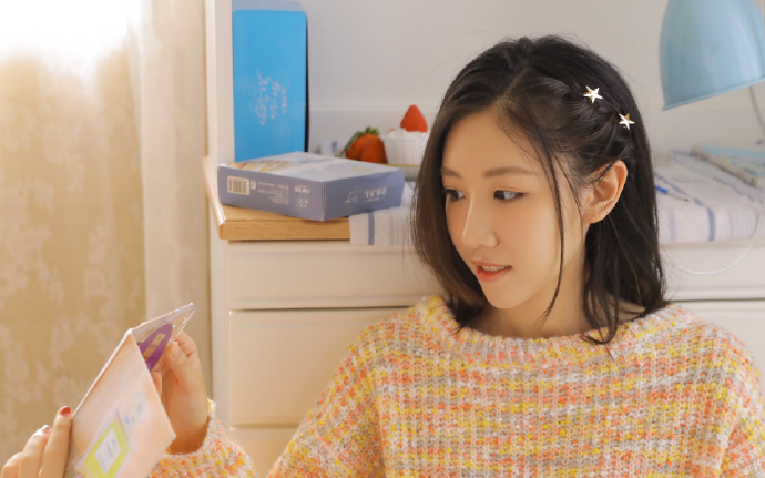 归国华侨心系香云纱 展现东方“软黄金”之美